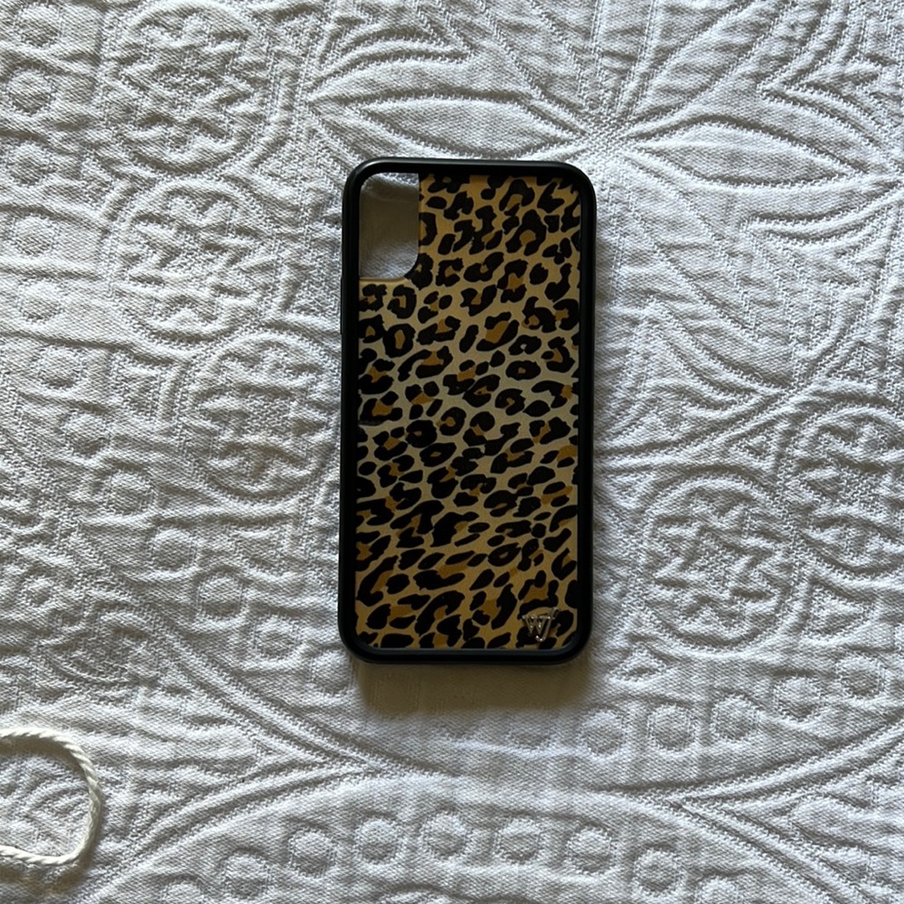 Used IPhone XS wildflower case